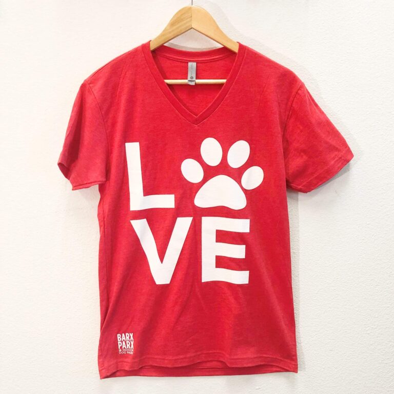 "Love" Unisex/Men's Vneck Tee