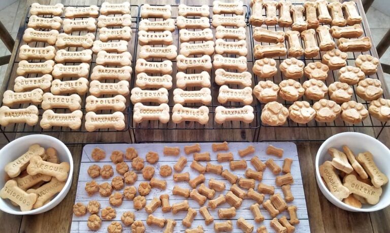 Custom Peanut Butter Dog Bone Cookies - Image 2
